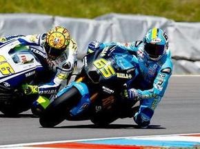 MotoGP: Капиросси продлил контракт с Suzuki