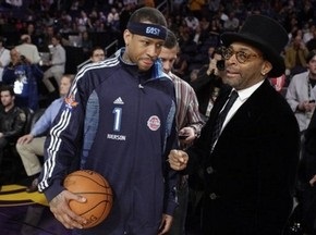 Айверсон ведет переговоры с Шарлотт