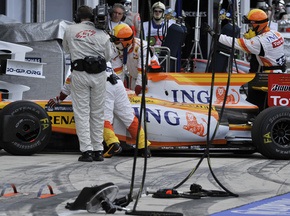 FIA отменила дисквалификацию Renault