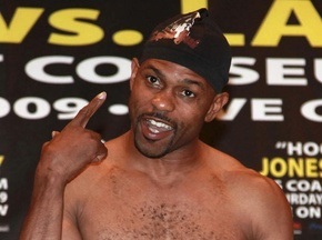 Рой Джонс не виключає переходу до надважкої ваги для зустрічі з братами Кличками