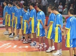 Сегодня сборная Украины стартует в турнире за выживание