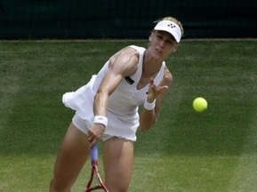 Стэнфорд: Дементьева пробилась в следующий раунд