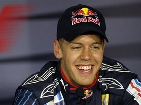 Феттель недоволен действиями Райкконена