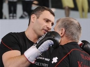 Віталій Кличко зустрінеться із Крісом Арреолою