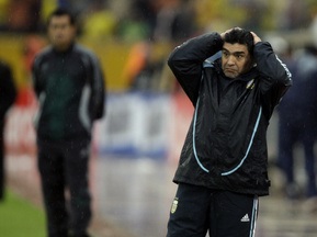 Марадона может променять сборную Аргентины на Портсмут