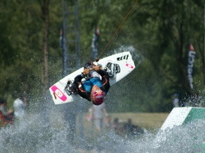 В Киеве идет подготовка к этапу Кубка Мира по вейкбордингу