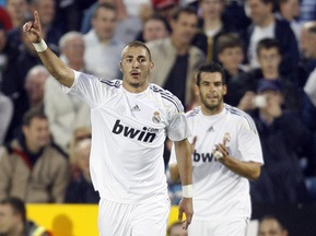 Фотогалерея: Дебют Галактикос 2.0