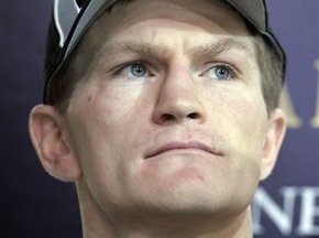 Рикки Хаттон попал в больницу