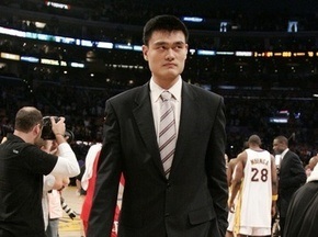 Яо Мін придбав баскетбольний клуб