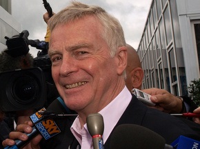 Мосли не намерен оставаться на посту президента FIA