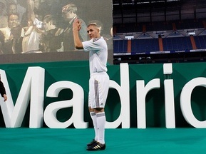 Фотогалерея: Топ-трансферы европейского межсезонья