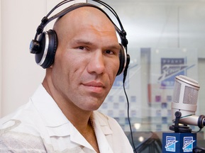 Валуев записал песню с группой Челси