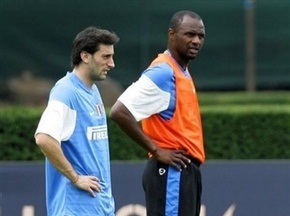 Тоттенхем зацікавився Вієйра