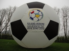 Премьер-министр Польши приедет в Украину обсудить подготовку к Евро-2012