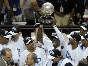 NBA: Орландо сыграет в финале с Лейкерс