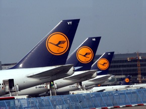 АМКУ разрешил Lufthansa приобрести акции Austrian Airlines