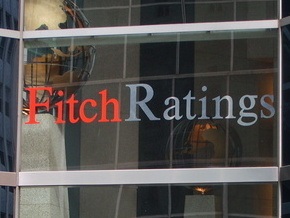 Fitch понизило рейтинг ИСД и отозвало рейтинги компании