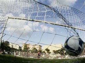 Кубок УЕФА: Ман Сити, Гамбург и ПСЖ выходят в четвертьфинал