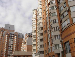 Кореспондент: Ринок житла в Україні пішов у круте піке