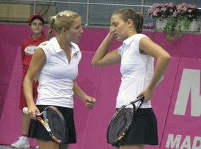 Сестры Бондаренко вышли  в четвертьфинал в Дубае