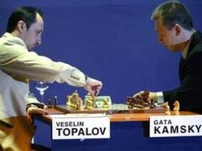 Шахматы: Топалов и Камский дебютировали миром