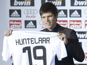 AS: Хунтелар хочет покинуть Реал