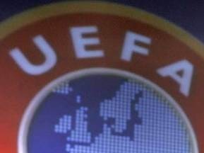 УЕФА хочет ввести потолок зарплат