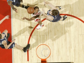 NBA: Успіхи українця не допомогли Юті