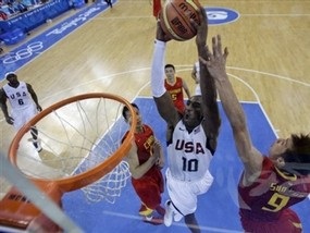 Dreamteam громит Китай