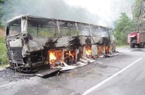 В Черногории загорелся автобус с российскими туристами