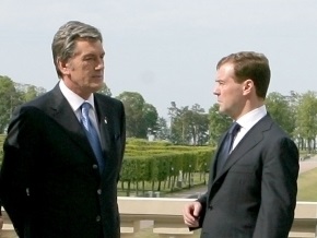 Карасев заявил, что  Ющенко не политический подросток , чтобы отвечать в стиле Медведева