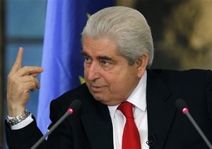 Президент Кипра распустил правительство
