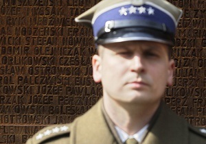 Родственники жертв Катыни просят Россию реабилитировать расстрелянных польских офицеров