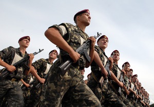 Полтысячи киевских военных будут охранять порядок в Крыму