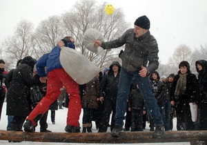 Фотогалерея: Уходи, зима! Киев отгулял Масленицу