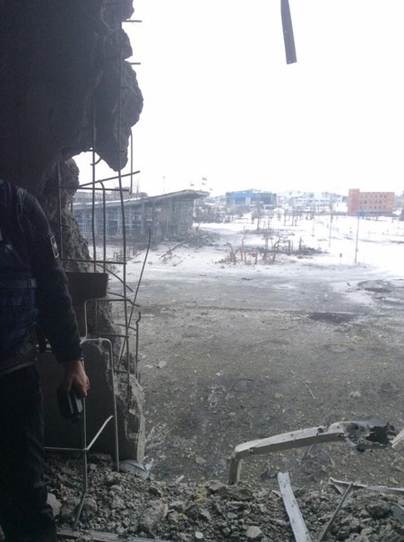 Фото донецкого аэропорта после штурма. ФОТО