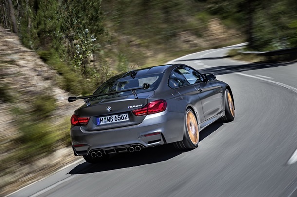 BMW представила самый быстрый серийный автомобиль в своей истории