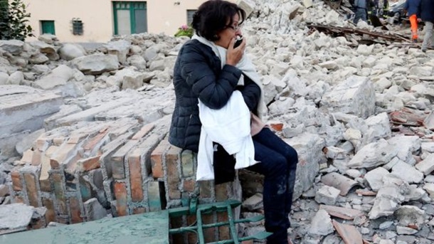 Землетрясение в Италии: не менее шести погибших. ФОТО