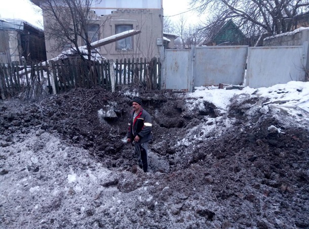Авдеевку обстеливают \"Градами\": город готовят к эвакуации