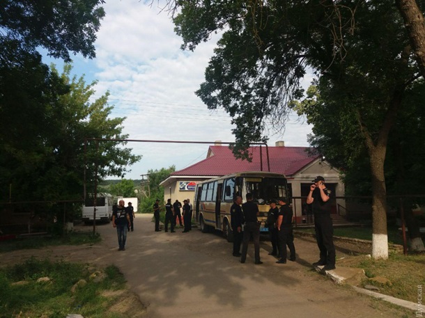 Вблизи избирательного участка в Одесской обл. стреляли из травматического оружия, - Нацполиция - Цензор.НЕТ 9464