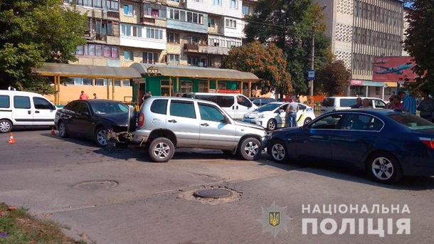 В Черновцах двое детей пострадали в тройном ДТП