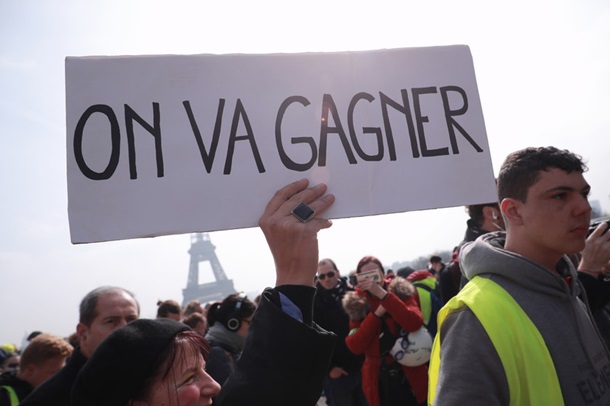 Во Франции снова протесты: есть задержанные