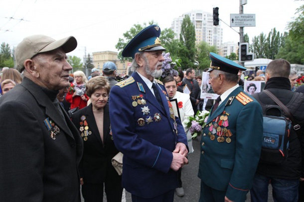 Полтысячи людей пришли на акцию Бессмертный полк