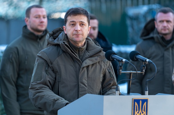 Зеленский на Донбассе поздравил военных с праздником и пообещал приблизить стандарты НАТО (ФОТО, ВИДЕО) 3