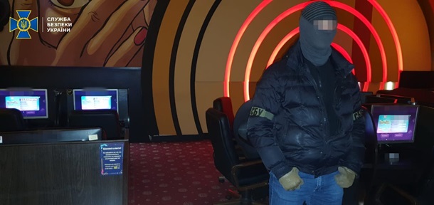 СБУ блокировала работу 43 казино - их "крышевали" правоохранители (ФОТО, ВИДЕО) 9