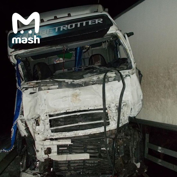 Микроавтобус из Украины попал в ДТП под Псковом: восемь погибших