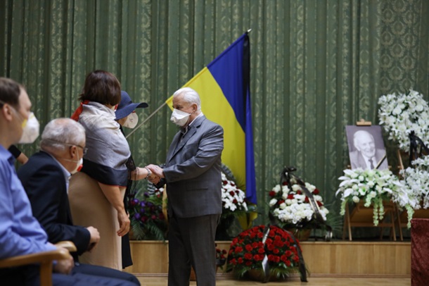 В Киеве простились с ученым Борисом Патоном