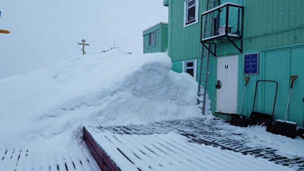 На украинской станции в Антарктиде новый снежный рекорд