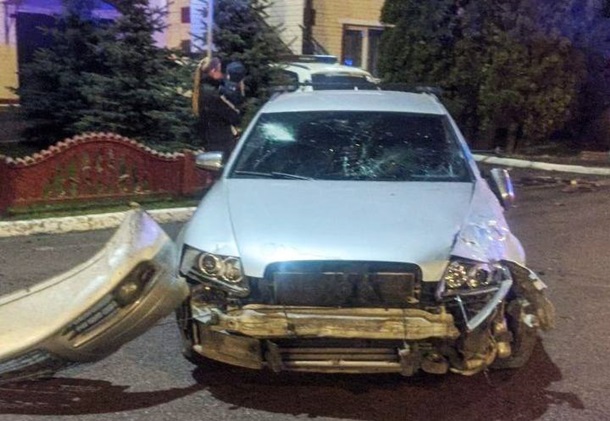Повідомлення про аварію неподалік села Калинівка Рівненської області надійшло до поліції в неділю, 13 листопада, близько 18:20.