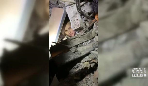 У Туреччині з-під завалів дістали українку та її чотирирічного сина